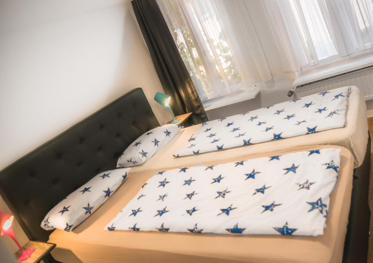 Altstadt Apartment Alisa دوسلدورف المظهر الخارجي الصورة